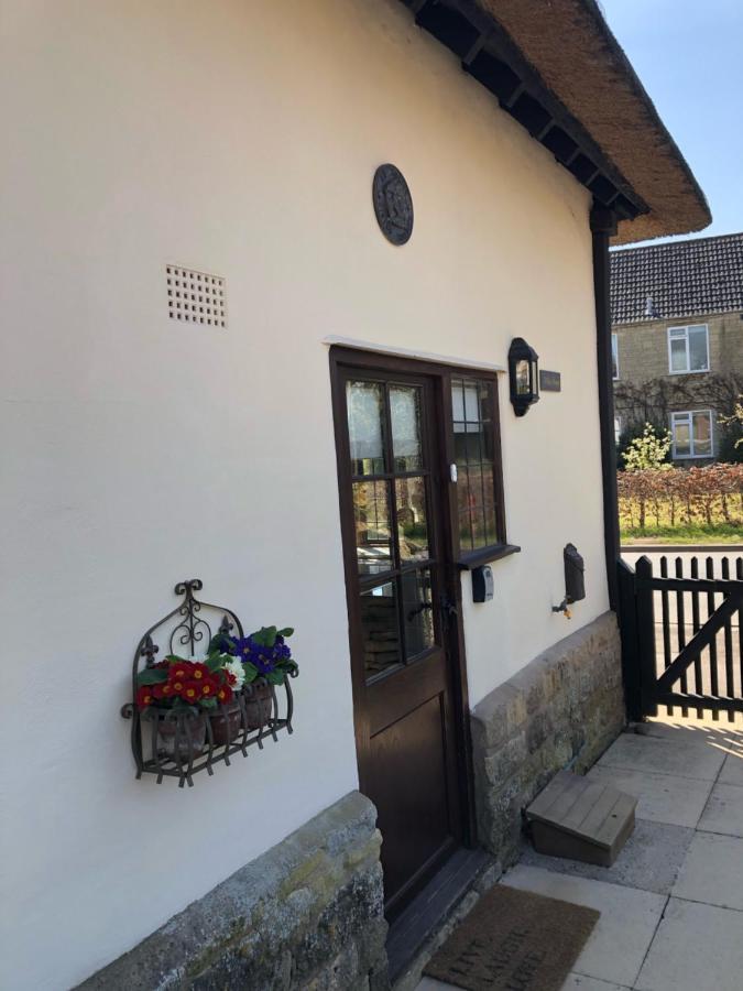 Cotswold Thatched Cottage Mickleton  المظهر الخارجي الصورة