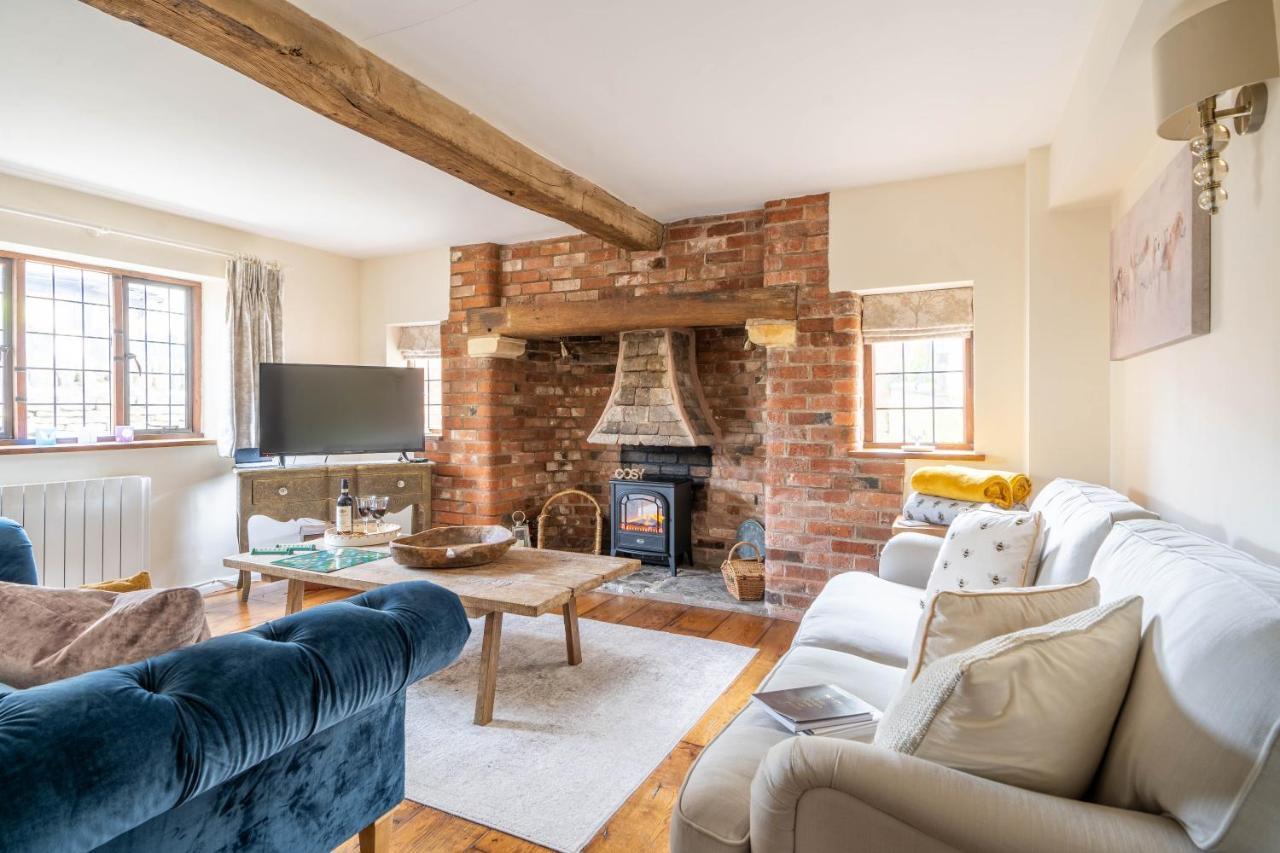 Cotswold Thatched Cottage Mickleton  المظهر الخارجي الصورة