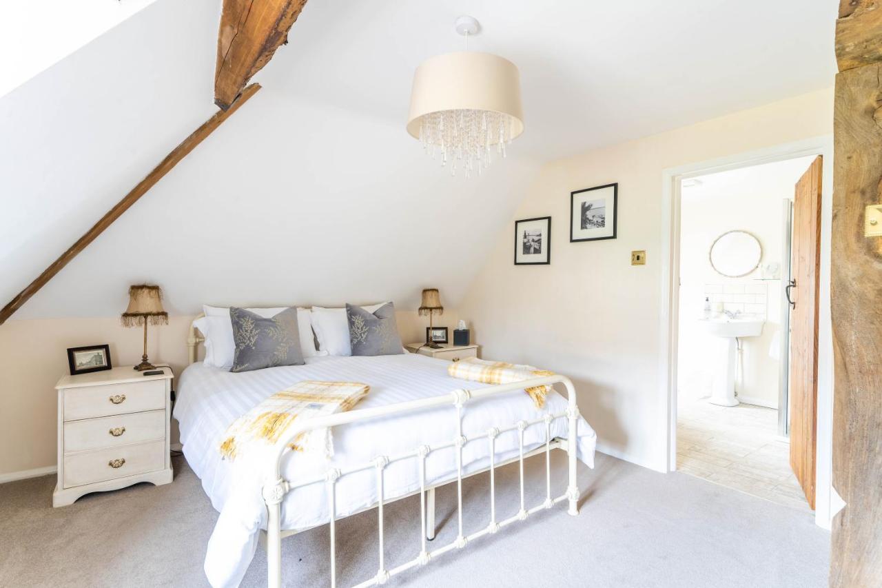 Cotswold Thatched Cottage Mickleton  المظهر الخارجي الصورة
