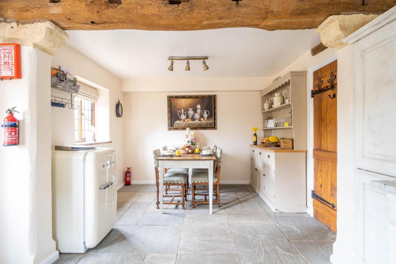 Cotswold Thatched Cottage Mickleton  المظهر الخارجي الصورة